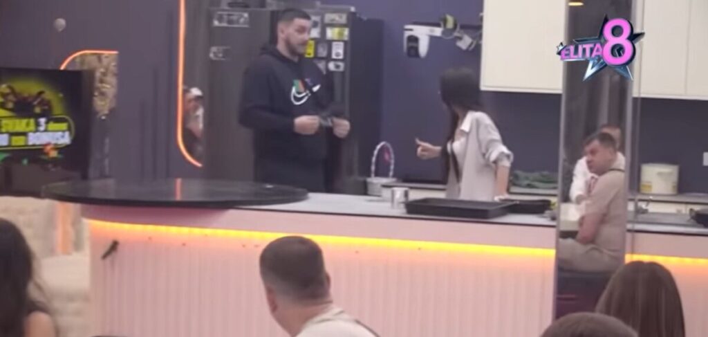 Stefani Grujić, Lazar Čolić Zola,